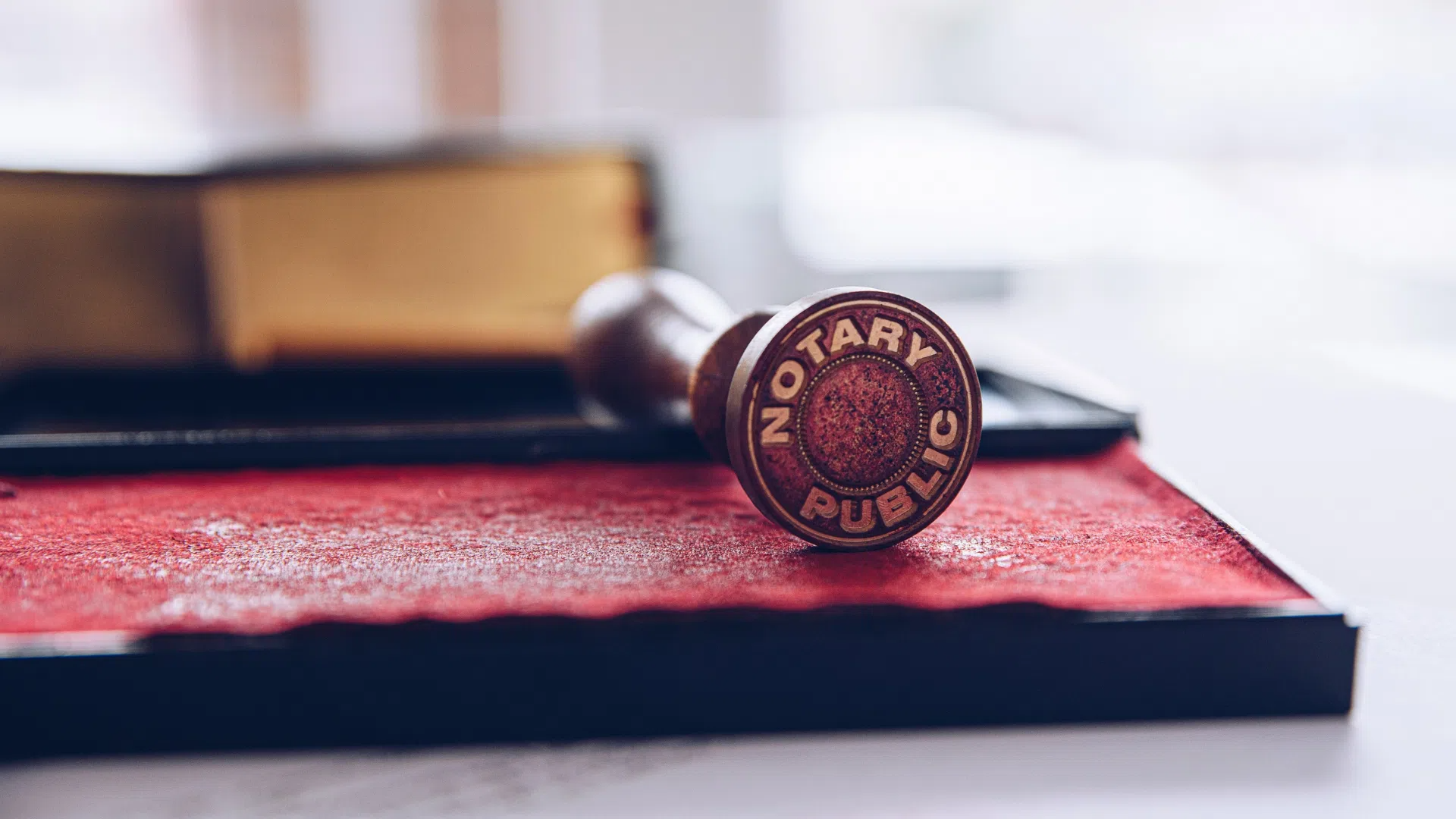 Handle Mortgage Disclosure Forms Through Mobile Notary Assistance for Home Financing